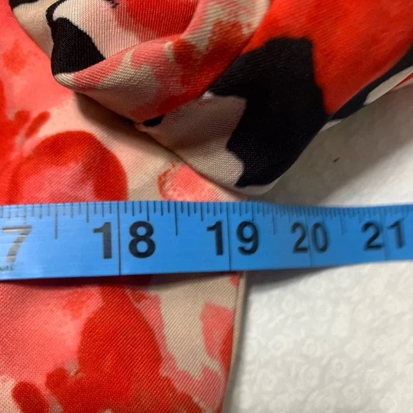 Le Suit pink, red, and Black Floral Blazer and skirt set women’s size 8 NWT - Picture 13 of 17